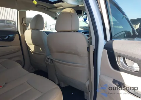 2016 Nissan Rogue Sl z USA, uszkodzony, nr VIN 5N1AT2MV6GC784072